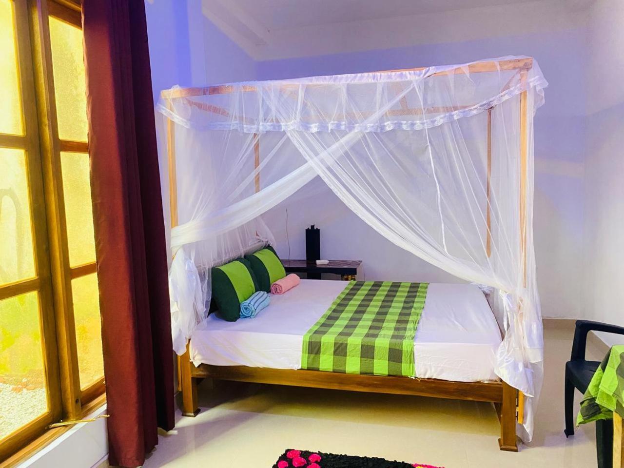 Pradeep Guest House Mirissa Exterior foto